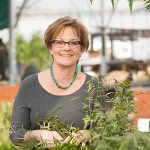 Meet your Posher, Marti